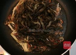 炒河虾的做法图解3