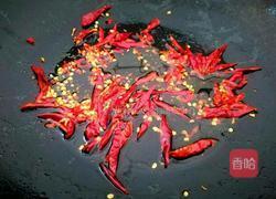 孜然香辣墨鱼头的做法图解5