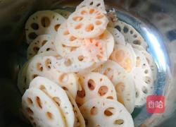 肉炒藕片的做法图解1