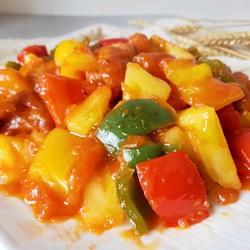 菠萝咕噜肉的做法[图]
