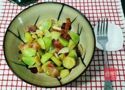 十分钟之速食 青笋炒香肠的做法图解5