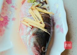 清蒸鲈鱼的做法图解3