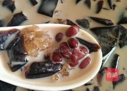 烧鲜草奶茶的做法图解4