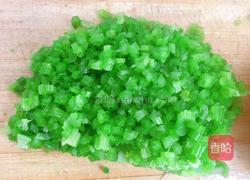 芹菜猪肉饺子的做法图解3