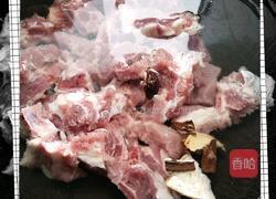 糖醋排骨的做法图解2