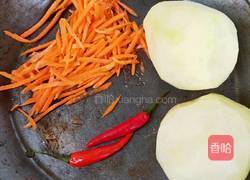 酸辣土豆丝的做法图解1
