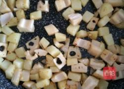 香辣土豆藕丁的做法图解3
