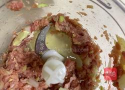 宝宝最喜欢的迷你小肉丸的做法图解3