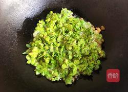 榆钱炒鸡蛋的做法图解7