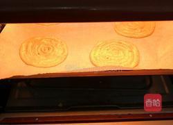 抹茶蛋糕抱草莓的做法图解12