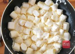 坚果草莓雪花酥的做法图解3