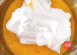 Illustration of how to make orange chiffon cake 13