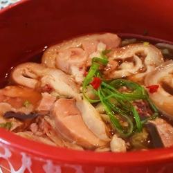 小时候爸爸的蒸肘花的做法[图]
