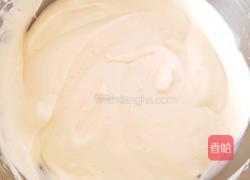 草莓浮云卷的做法图解12