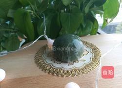 蛋黄肉松艾草青团的做法图解1