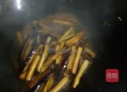 咸鱼茄子煲的做法图解8