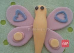 翩翩起舞的花蝴蝶馒头的做法图解15