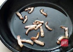 做出饭店一样味道的白菜炒木耳的做法图解3