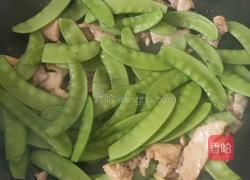 荷兰豆炒瘦肉的做法图解4