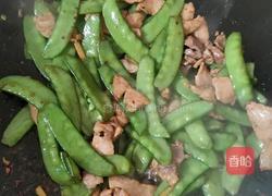 荷兰豆炒瘦肉的做法图解5