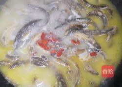 枸杞泥鳅汤的做法图解5