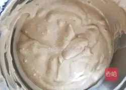 Illustration of how to make coffee chiffon cake 14