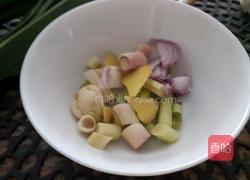 泰国香兰叶鸡的做法图解2