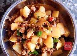 土豆炒鸡腿的做法图解6