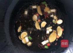 土豆炒鸡腿的做法图解3