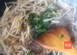 五花肉炒豆芽的做法图解7