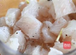 一口酸甜又开胃—番茄龙利鱼的做法图解2