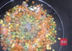 菠萝炒饭的做法图解4