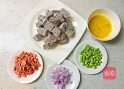 鸡蛋煎馒头块-好吃到没朋友的做法图解2