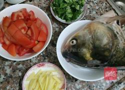 鱼头粉的做法图解1