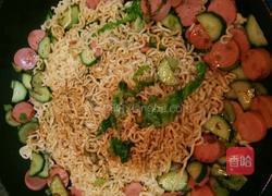 炒方便面炒面的做法图解6