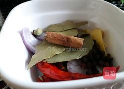 新疆胡辣羊蹄的做法图解5