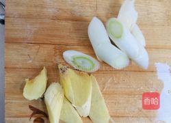 红烧鸡翅土豆的做法图解2