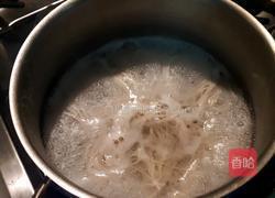 蒜苗香香汤面的做法图解3