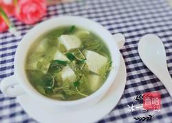 香椿豆腐汤的做法图解1