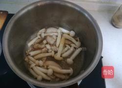 五分钟就能做好的菌菇汤 宝宝辅食营养食谱菜谱的做法图解2