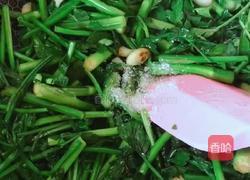 蒜末野芹菜的做法图解8