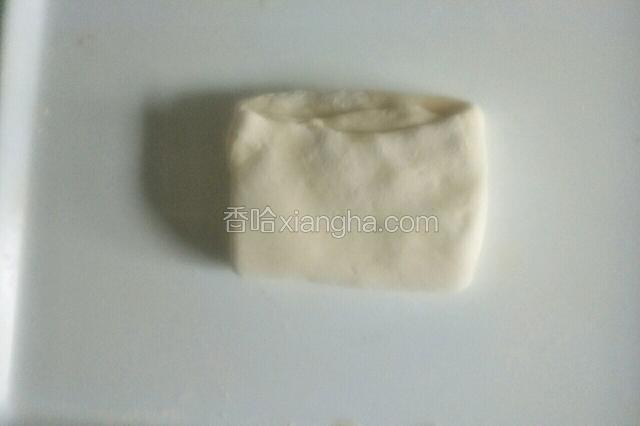 折好的面再次三折一次