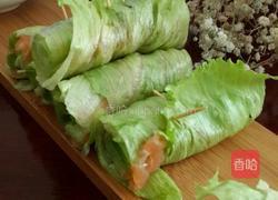 烟熏三文鱼香葱生菜卷的做法图解5