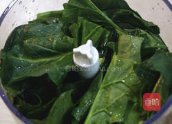 咸蛋黄肉松青团的做法图解3