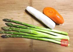 芦笋胡萝卜炒山药的做法图解1