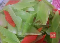 清炒小青笋的做法图解2