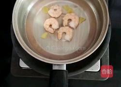 番茄虾仁馒头布丁 (宝宝辅食)的做法图解2