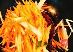 手残党必学的 爆炒红萝卜土豆丝的做法图解3