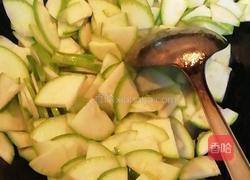 手残党必学的 葫芦瓜炒蛋的做法图解5