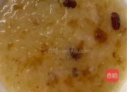 银耳桃胶红枣汤的做法图解4